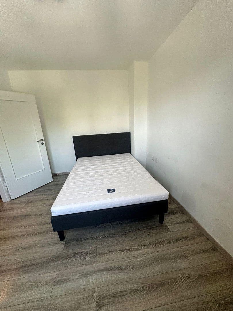 flat to rent, 12 m², Frankfurt, Hesse flat to rent, 12 m², Frankfurt, Hesse