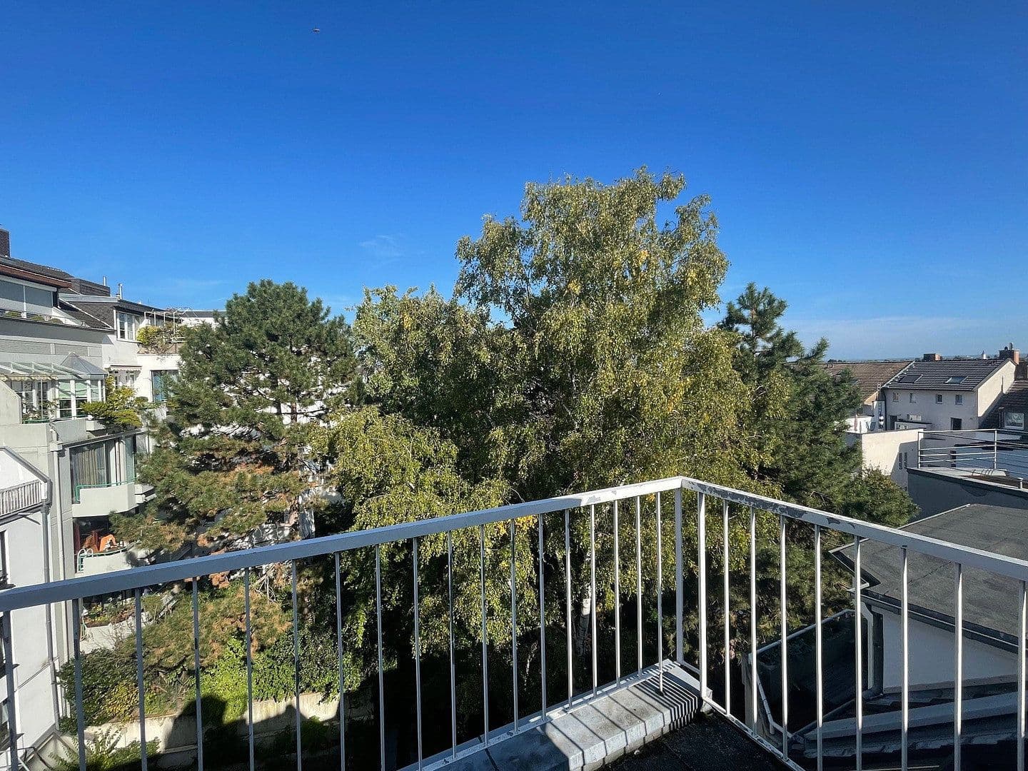 2 bedroom with open-plan kitchen flat to rent, 102 m², Bonn, North Rhine-Westphalia 2 bedroom with open-plan kitchen flat to rent, 102 m², Bonn, North Rhine-Westphalia
