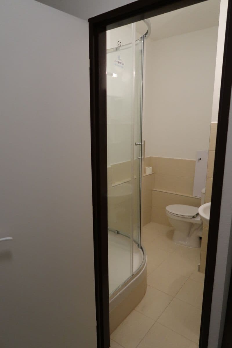 1 bedroom with open-plan kitchen flat to rent, 40 m², Jílová, Olomouc, Olomoucký Region 1 bedroom with open-plan kitchen flat to rent, 40 m², Jílová, Olomouc, Olomoucký Region