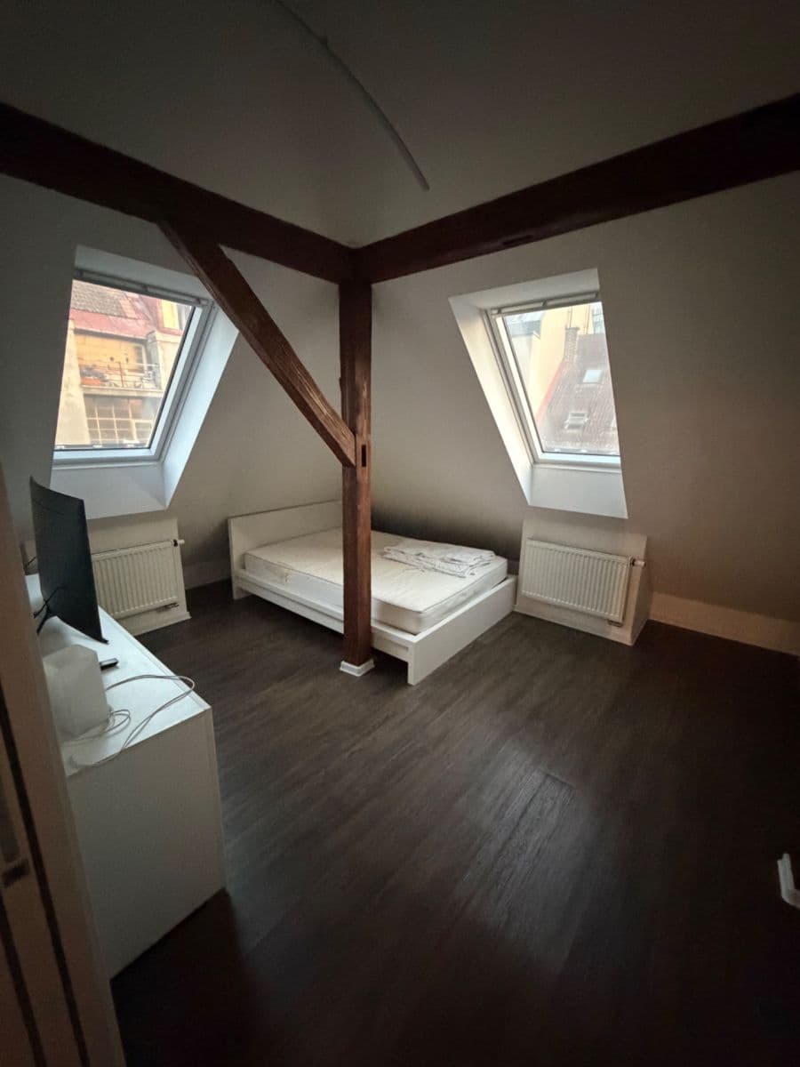 3 bedroom with open-plan kitchen flat to rent, 146 m², Hradeckých, Prague, Prague 3 bedroom with open-plan kitchen flat to rent, 146 m², Hradeckých, Prague, Prague