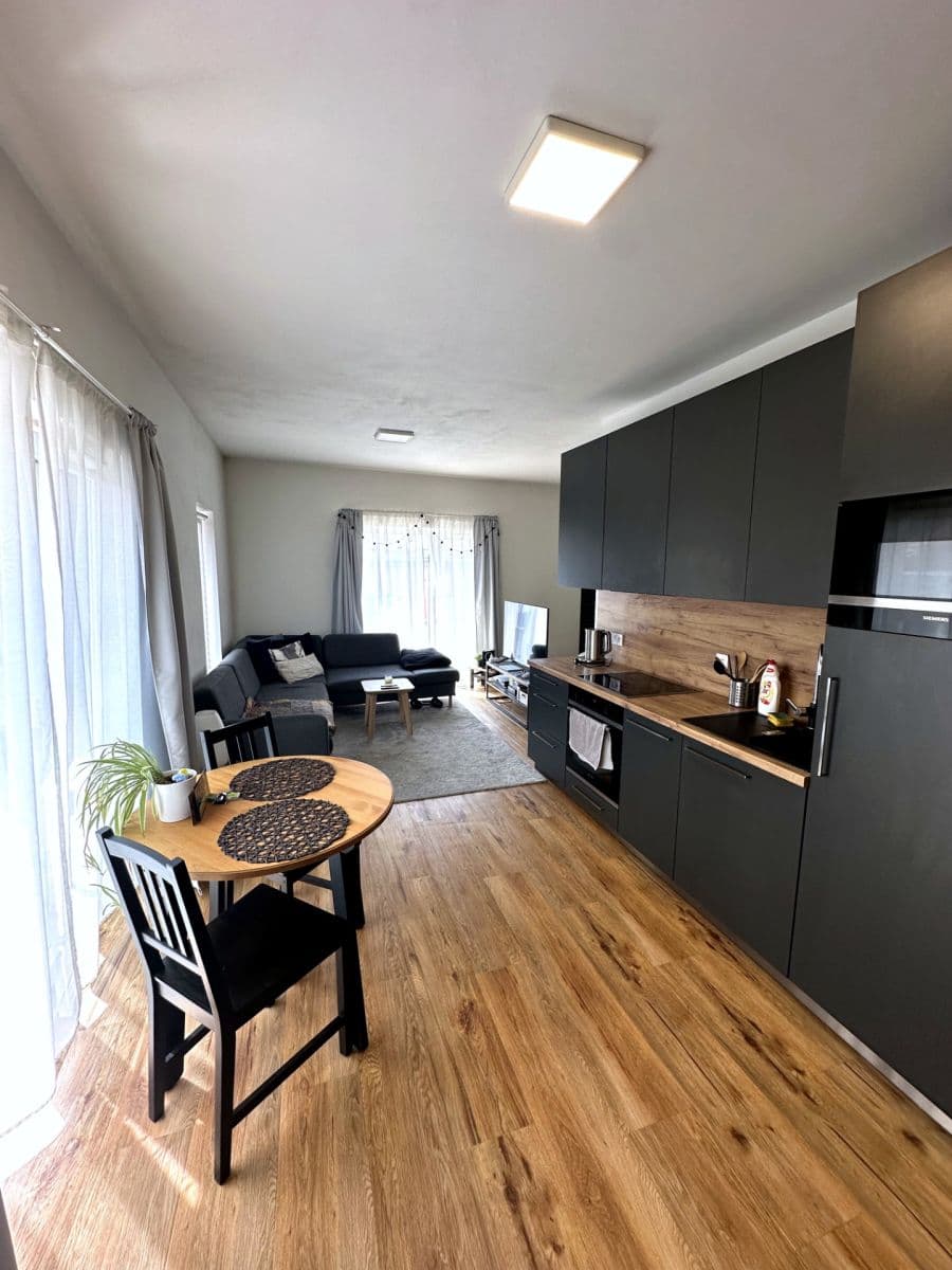Studio flat to rent, 48 m², Košinova, Brno, Jihomoravský Region Studio flat to rent, 48 m², Košinova, Brno, Jihomoravský Region