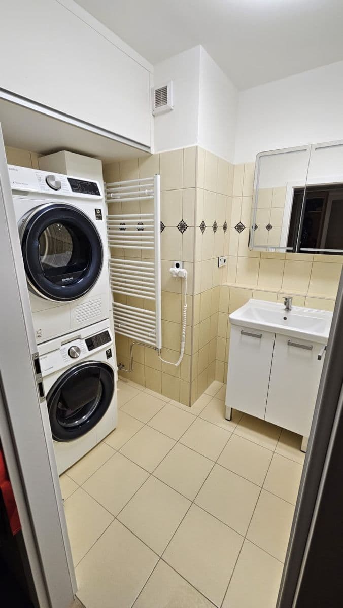 3 bedroom with open-plan kitchen flat for sale, 105 m², Americká, Liberec, Liberecký Region 3 bedroom with open-plan kitchen flat for sale, 105 m², Americká, Liberec, Liberecký Region