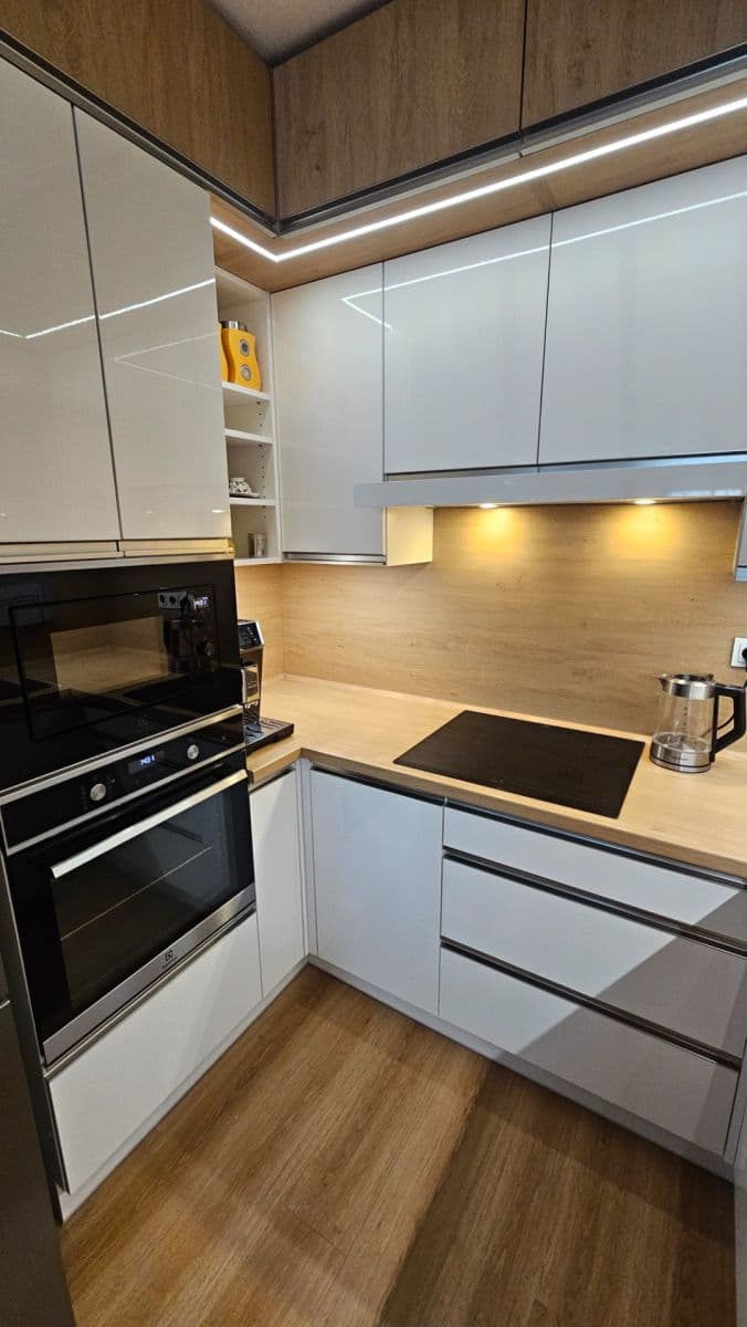 3 bedroom with open-plan kitchen flat for sale, 105 m², Americká, Liberec, Liberecký Region 3 bedroom with open-plan kitchen flat for sale, 105 m², Americká, Liberec, Liberecký Region