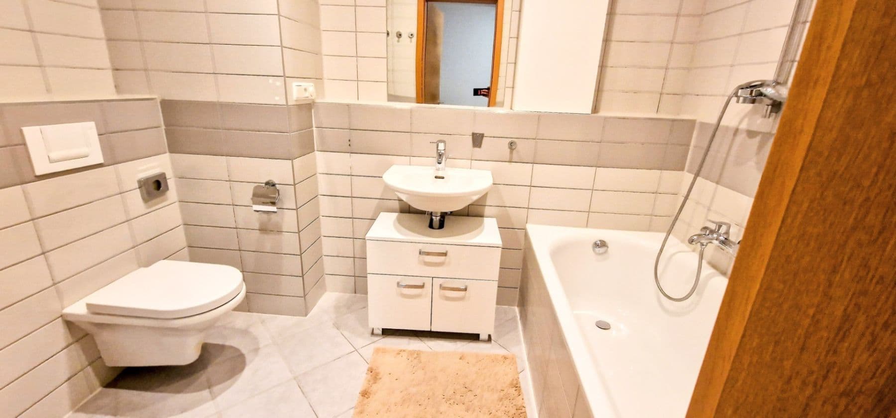 1 bedroom with open-plan kitchen flat to rent, 75 m², Karla Engliše, Prague, Prague 1 bedroom with open-plan kitchen flat to rent, 75 m², Karla Engliše, Prague, Prague