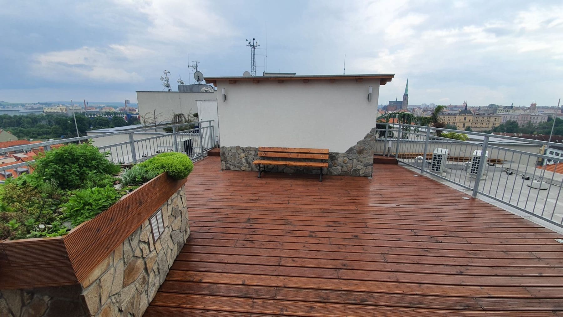 4 bedroom flat to rent, 370 m², Otýlie Beníškové, Plzeň, Plzeňský Region 4 bedroom flat to rent, 370 m², Otýlie Beníškové, Plzeň, Plzeňský Region