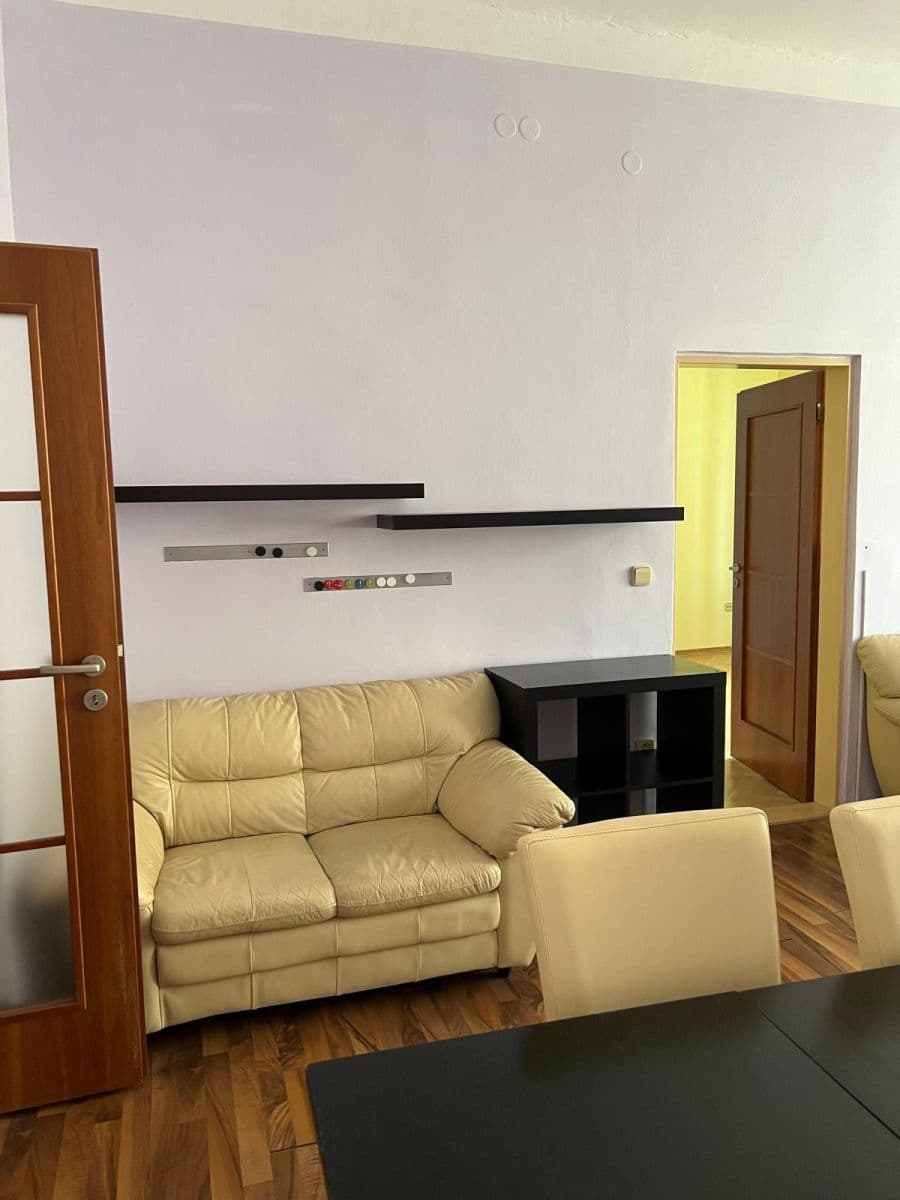 3 bedroom flat to rent, 96 m², Bořivojova, Prague, Prague 3 bedroom flat to rent, 96 m², Bořivojova, Prague, Prague