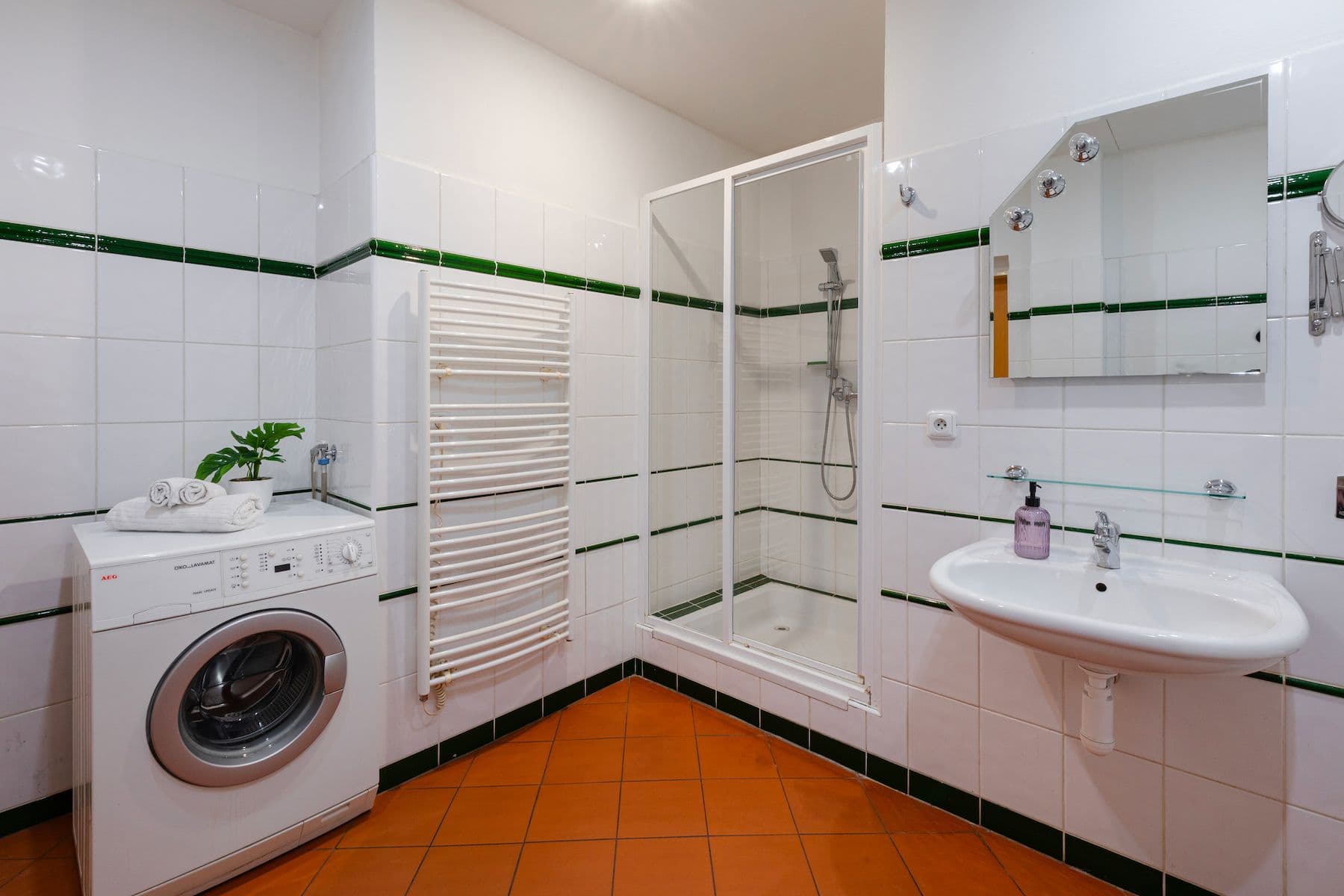 2 bedroom with open-plan kitchen flat for sale, 64 m², Husitská, Prague, Prague 2 bedroom with open-plan kitchen flat for sale, 64 m², Husitská, Prague, Prague