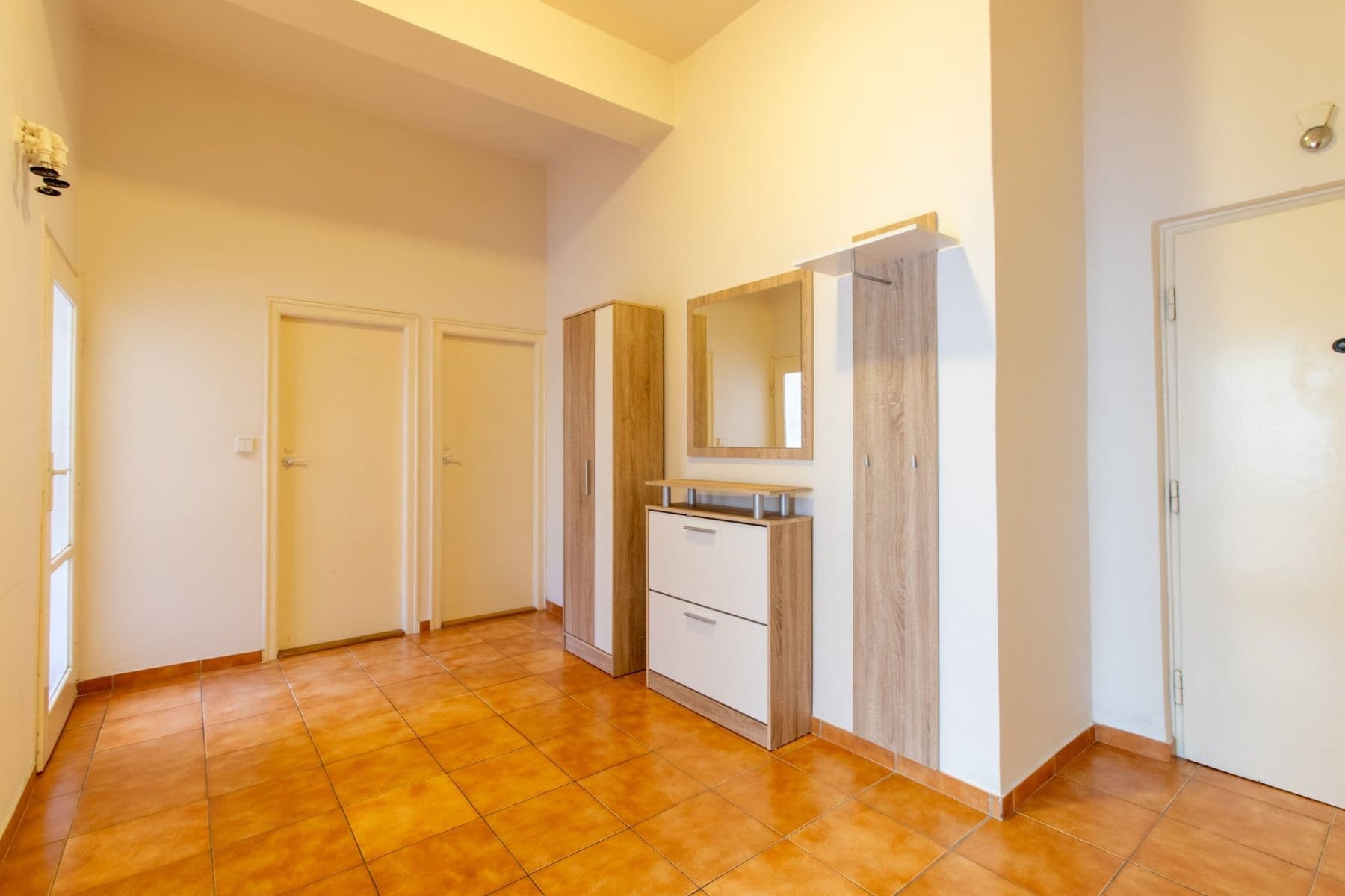 1 bedroom flat to rent, 55 m², 28. pluku, Prague, Prague 1 bedroom flat to rent, 55 m², 28. pluku, Prague, Prague