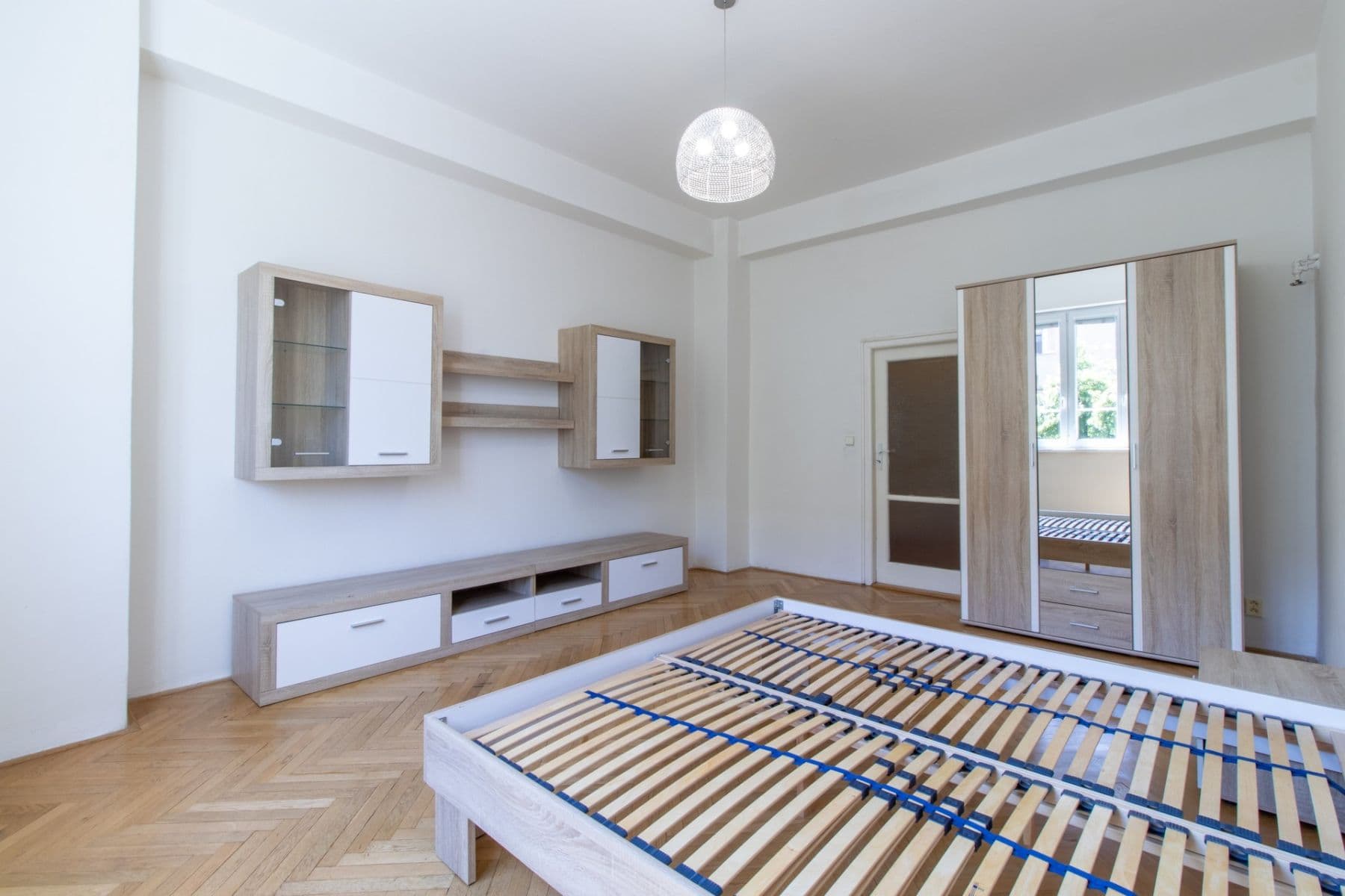 1 bedroom flat to rent, 55 m², 28. pluku, Prague, Prague 1 bedroom flat to rent, 55 m², 28. pluku, Prague, Prague