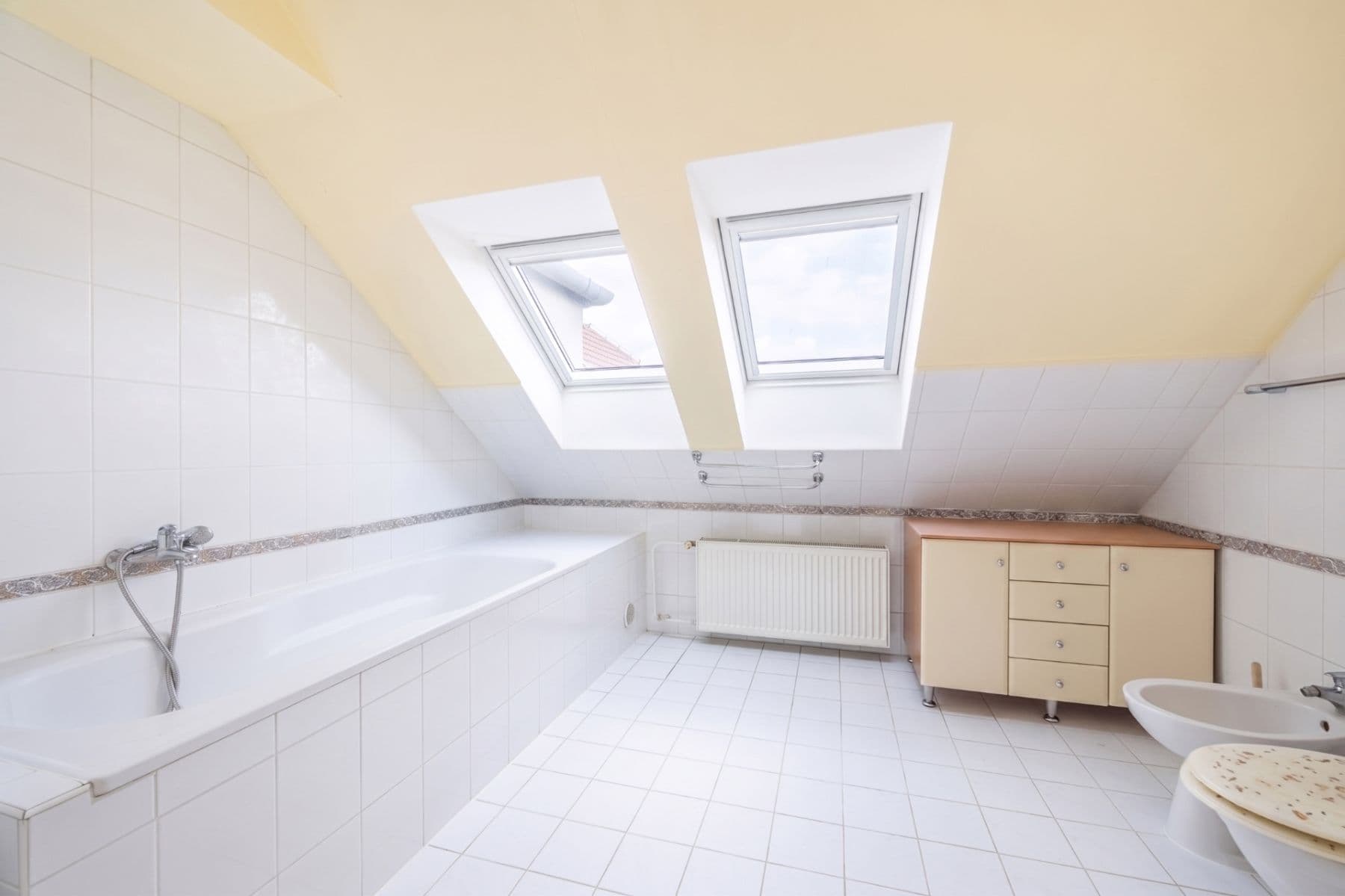 3 bedroom with open-plan kitchen flat for sale, 175 m², Amurská, Prague, Prague 3 bedroom with open-plan kitchen flat for sale, 175 m², Amurská, Prague, Prague