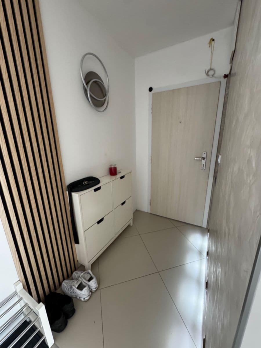 2 bedroom with open-plan kitchen flat for sale, 67 m², Leopoldova, Prague, Prague 2 bedroom with open-plan kitchen flat for sale, 67 m², Leopoldova, Prague, Prague