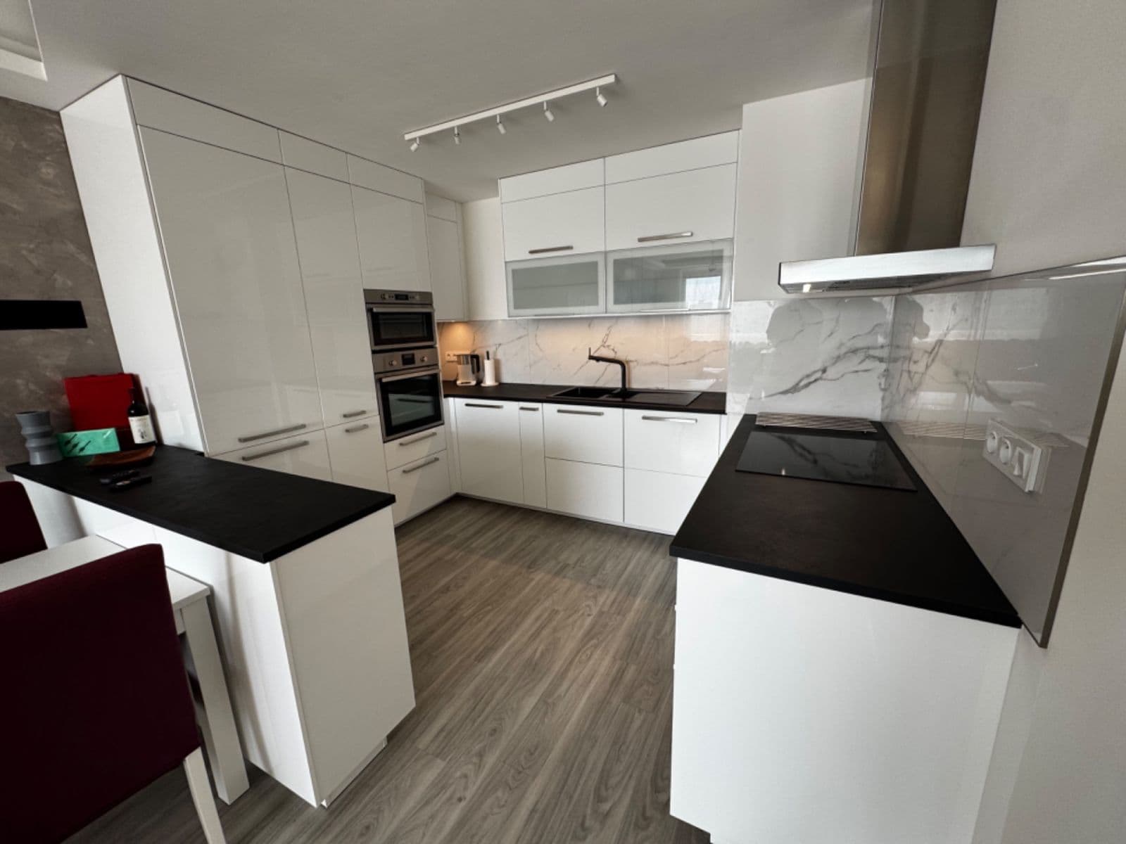 2 bedroom with open-plan kitchen flat for sale, 67 m², Leopoldova, Prague, Prague 2 bedroom with open-plan kitchen flat for sale, 67 m², Leopoldova, Prague, Prague
