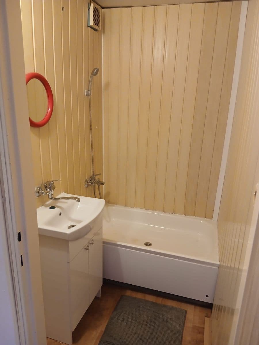 Studio flat to rent, 34 m², Laudova, Prague, Prague Studio flat to rent, 34 m², Laudova, Prague, Prague