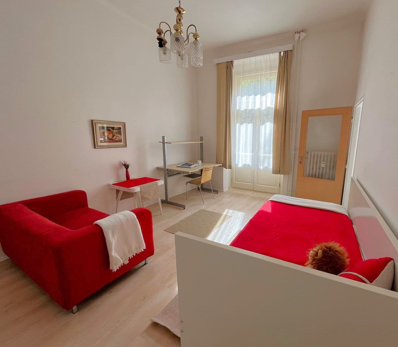 1 bedroom with open-plan kitchen flat to rent, 19 m², Londýnská, Prague, Prague 1 bedroom with open-plan kitchen flat to rent, 19 m², Londýnská, Prague, Prague