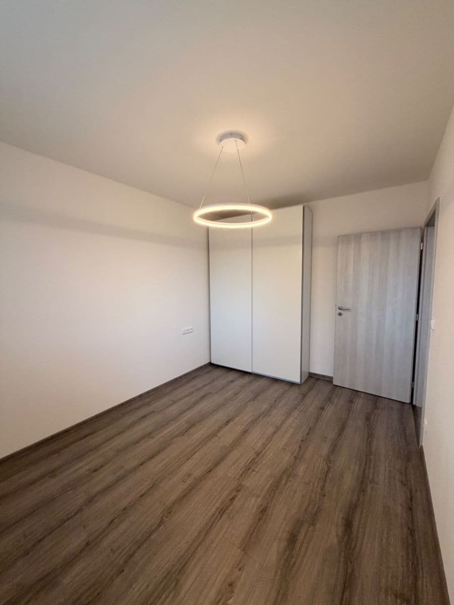 1 bedroom with open-plan kitchen flat to rent, 48 m², Hradišťská, Uherský Ostroh, Zlínský Region 1 bedroom with open-plan kitchen flat to rent, 48 m², Hradišťská, Uherský Ostroh, Zlínský Region
