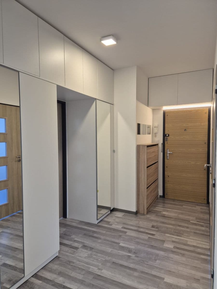 3 bedroom flat to rent, 68 m², Dreyerova, Prague, Prague 3 bedroom flat to rent, 68 m², Dreyerova, Prague, Prague