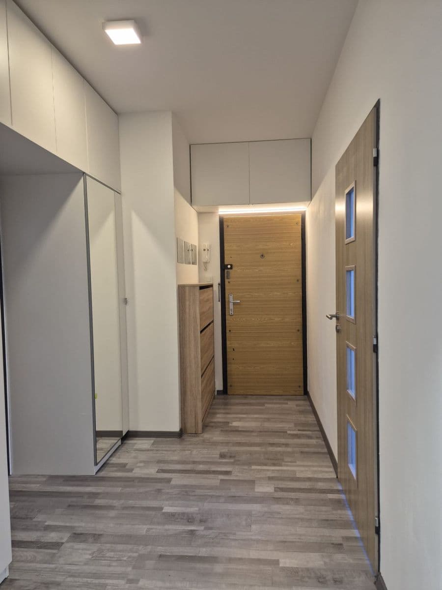 3 bedroom flat to rent, 68 m², Dreyerova, Prague, Prague 3 bedroom flat to rent, 68 m², Dreyerova, Prague, Prague
