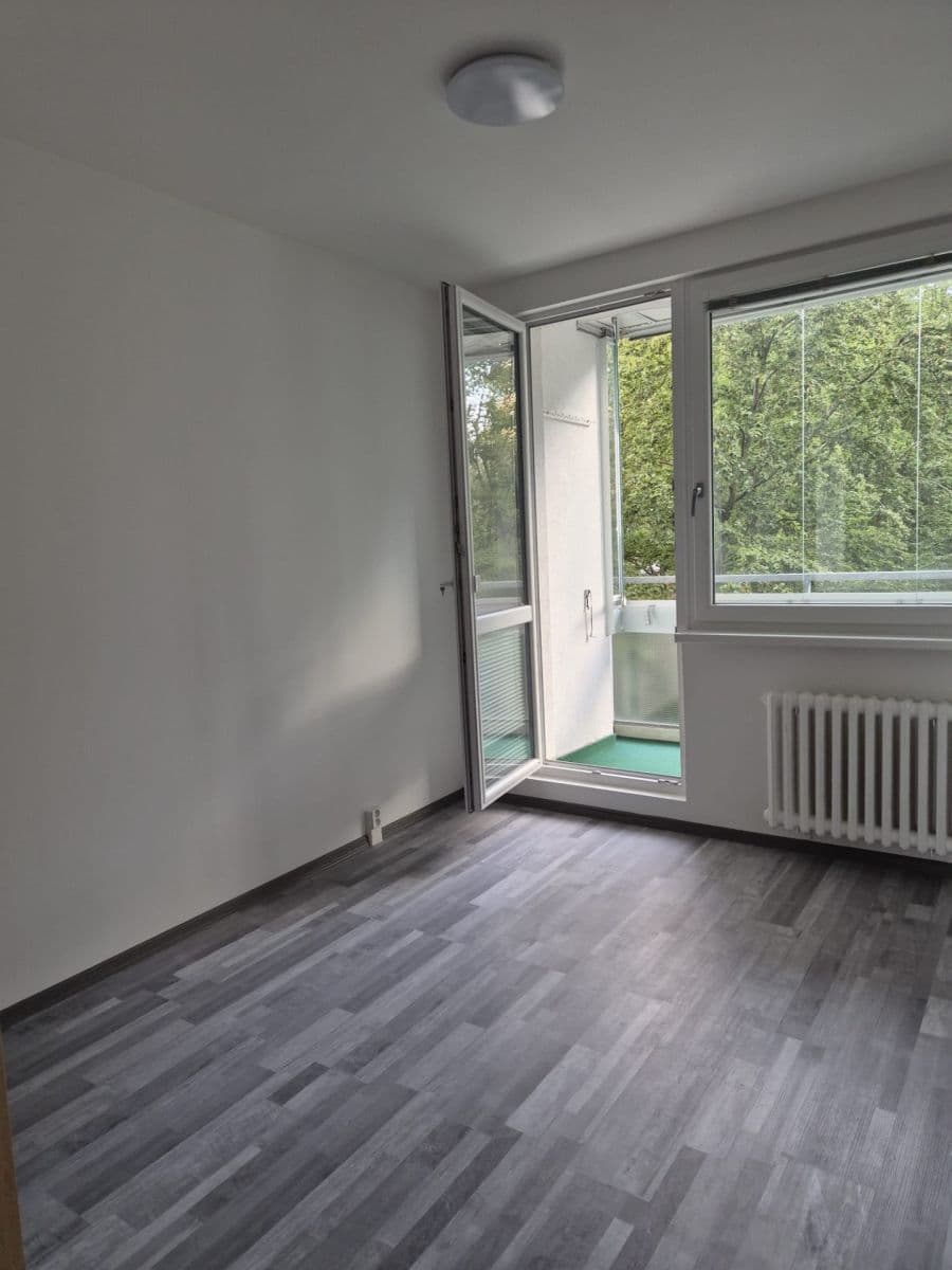 3 bedroom flat to rent, 68 m², Dreyerova, Prague, Prague 3 bedroom flat to rent, 68 m², Dreyerova, Prague, Prague