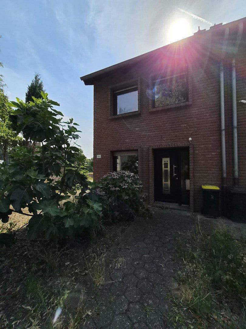 house for sale, 130 m², Welfenstraße 8a, Mönchengladbach, North Rhine-Westphalia house for sale, 130 m², Welfenstraße 8a, Mönchengladbach, North Rhine-Westphalia