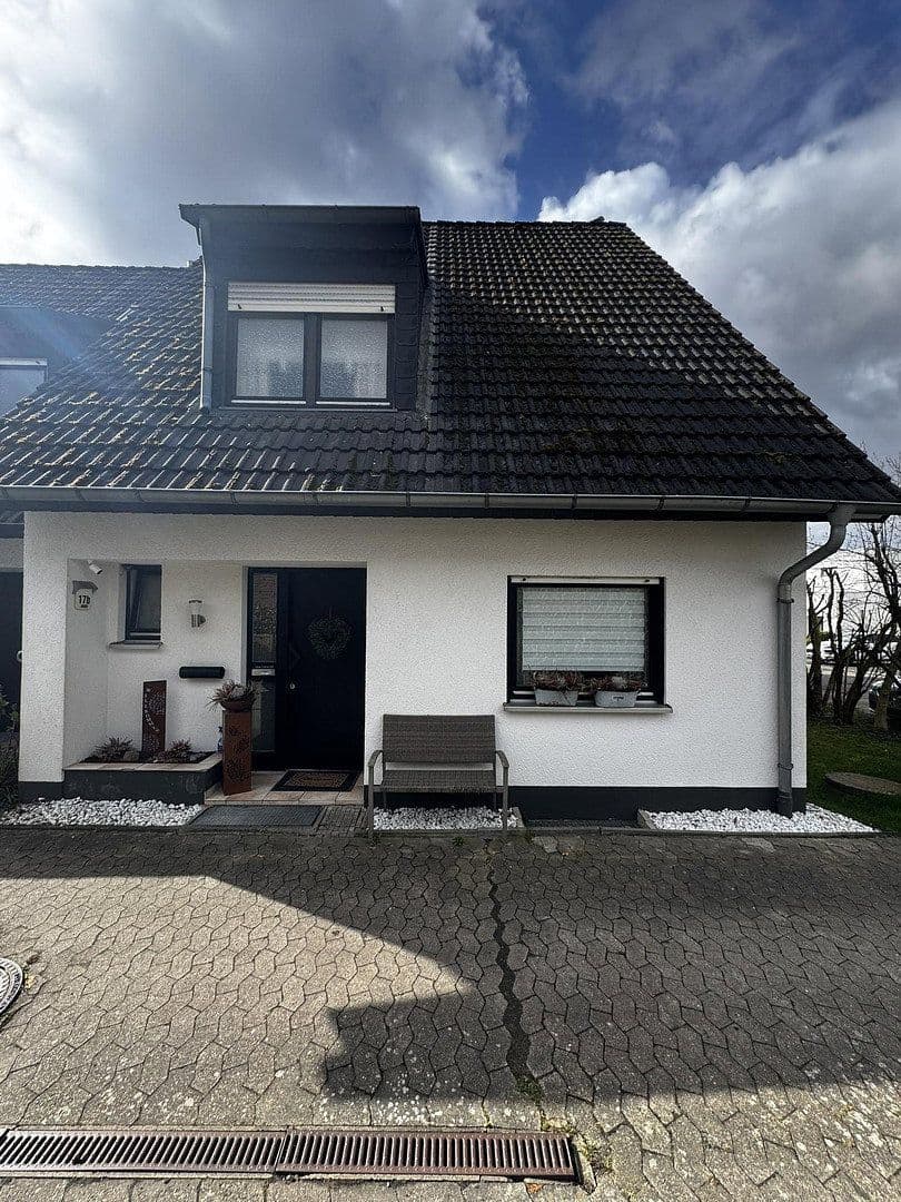 house to rent, 135 m², Obere Strasse 17b, Detmold, North Rhine-Westphalia house to rent, 135 m², Obere Strasse 17b, Detmold, North Rhine-Westphalia