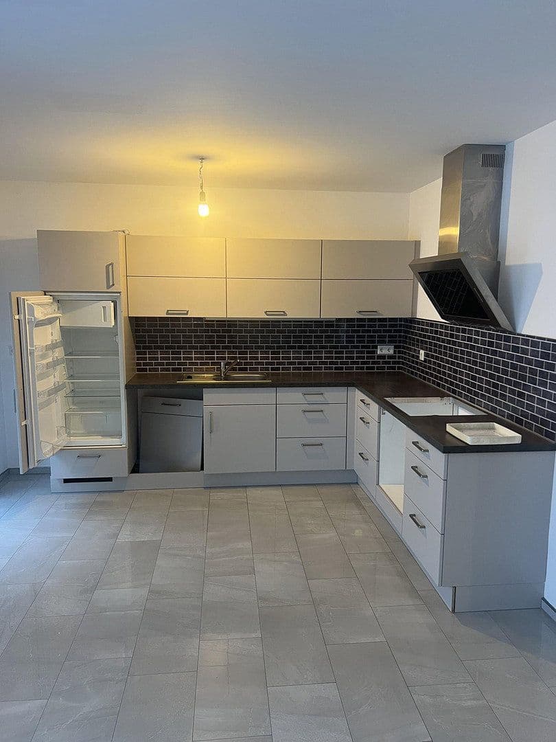 5 bedroom flat to rent, 150 m², Am Härtle 18, Neuburg an der Donau, Bavaria 5 bedroom flat to rent, 150 m², Am Härtle 18, Neuburg an der Donau, Bavaria