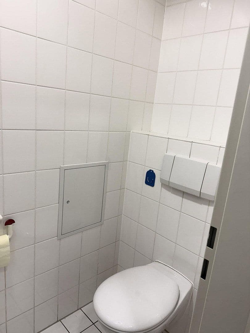 office to rent, 75 m², Lübecker Straße 25-27, Schwerin - Altstadt, Mecklenburg-Vorpommern office to rent, 75 m², Lübecker Straße 25-27, Schwerin - Altstadt, Mecklenburg-Vorpommern