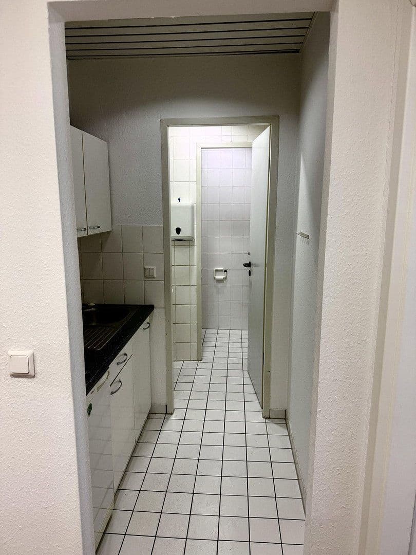 office to rent, 75 m², Lübecker Straße 25-27, Schwerin - Altstadt, Mecklenburg-Vorpommern office to rent, 75 m², Lübecker Straße 25-27, Schwerin - Altstadt, Mecklenburg-Vorpommern
