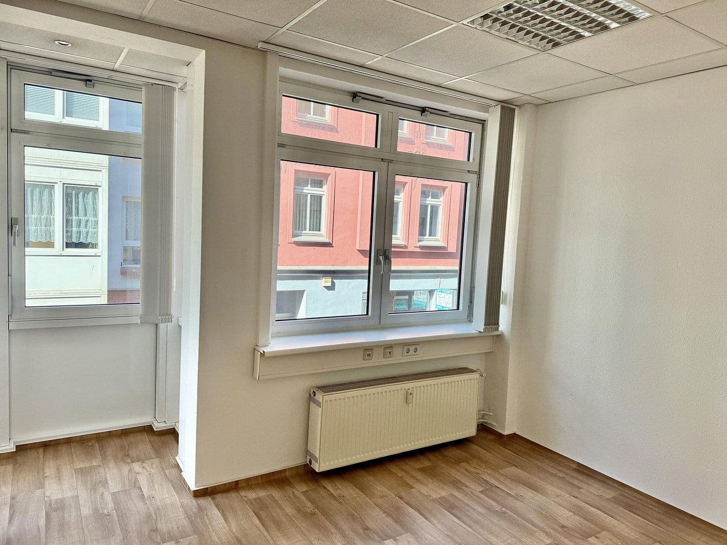 office to rent, 75 m², Lübecker Straße 25-27, Schwerin - Altstadt, Mecklenburg-Vorpommern office to rent, 75 m², Lübecker Straße 25-27, Schwerin - Altstadt, Mecklenburg-Vorpommern