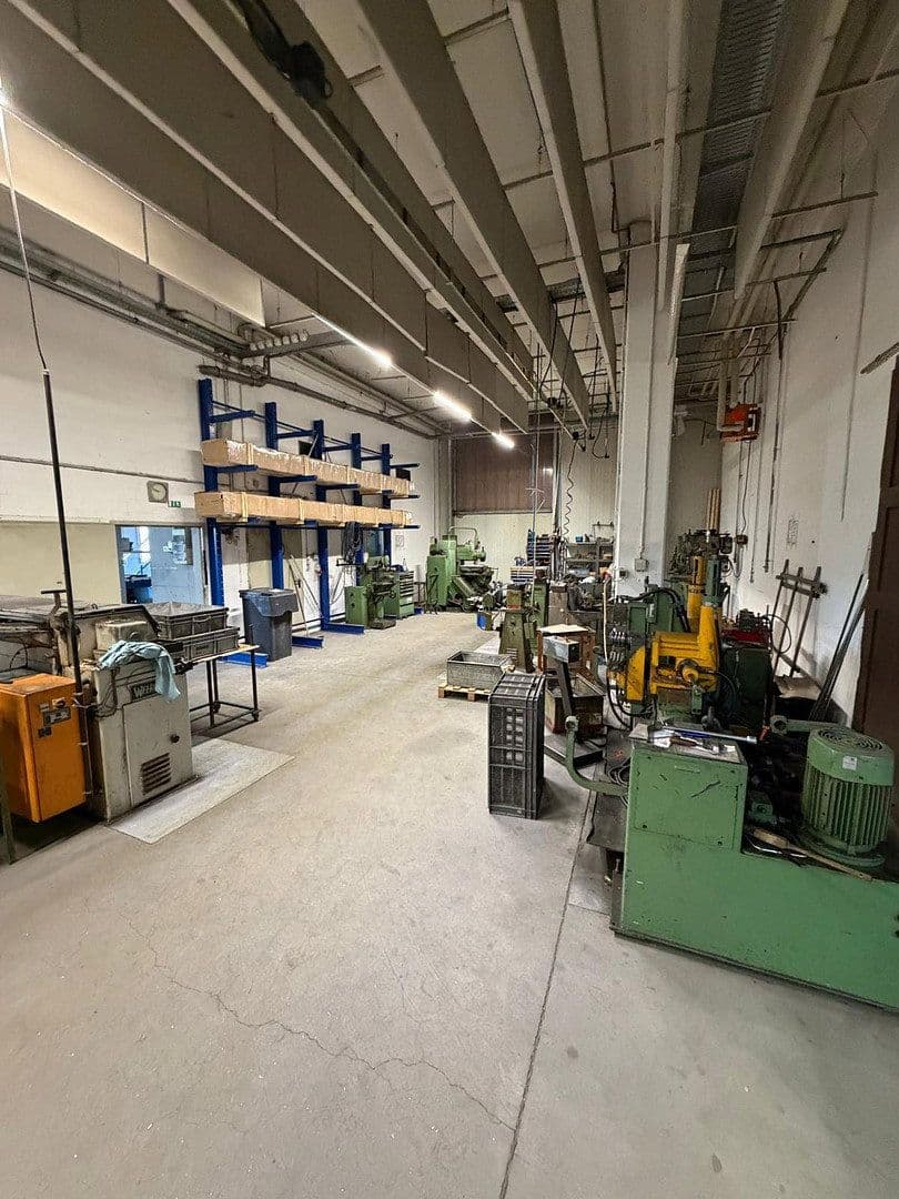 non-residential property to rent, 1,400 m², Dieselstraße 4, Arnsberg, North Rhine-Westphalia non-residential property to rent, 1,400 m², Dieselstraße 4, Arnsberg, North Rhine-Westphalia