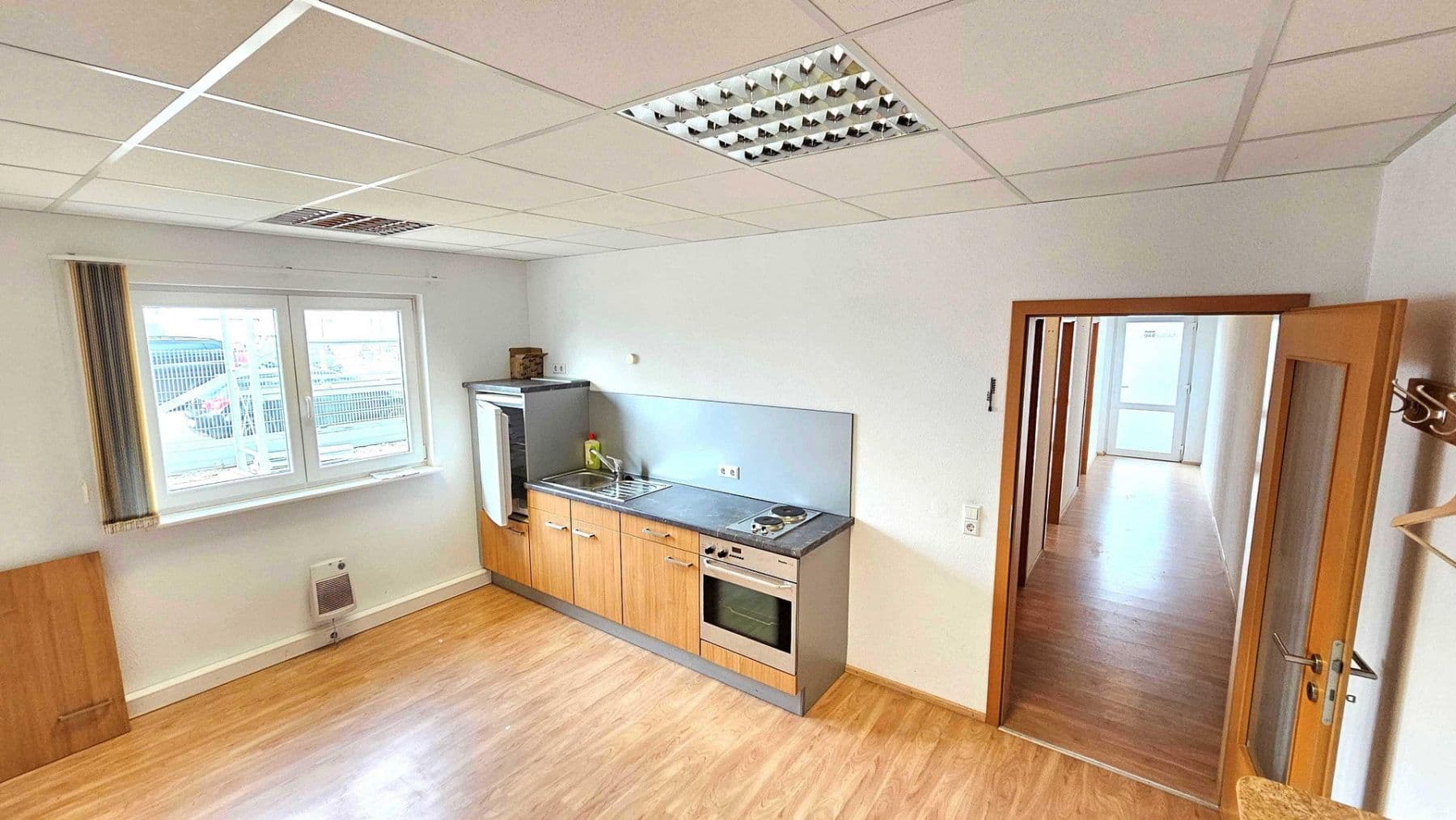 non-residential property to rent, 1,020 m², Große Isel 9, Neu-Ulm, Bavaria non-residential property to rent, 1,020 m², Große Isel 9, Neu-Ulm, Bavaria