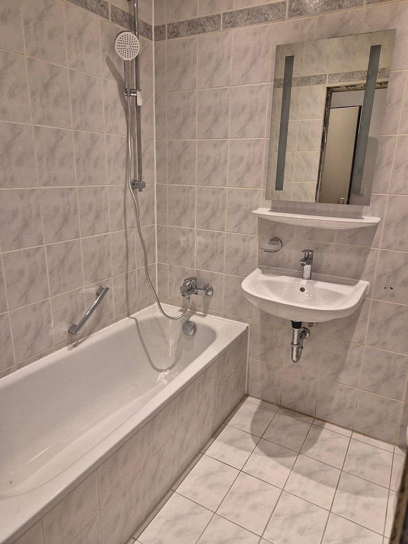 1 bedroom flat to rent, 42 m², Schellingstr., München, Bavaria 1 bedroom flat to rent, 42 m², Schellingstr., München, Bavaria