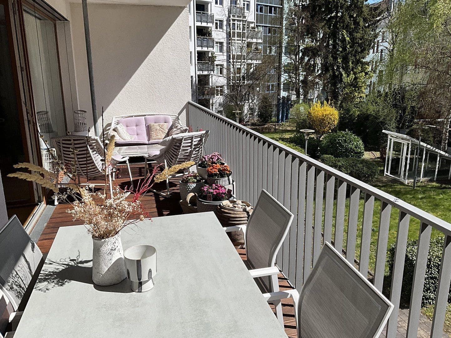 4 bedroom flat to rent, 155 m², Holzhausen Str 85, Frankfurt am Main, Hesse 4 bedroom flat to rent, 155 m², Holzhausen Str 85, Frankfurt am Main, Hesse