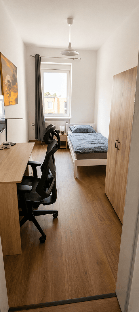4 bedroom flat to rent, 74 m², Lindenthaler Hauptstraße 79, Leipzig, Saxony 4 bedroom flat to rent, 74 m², Lindenthaler Hauptstraße 79, Leipzig, Saxony