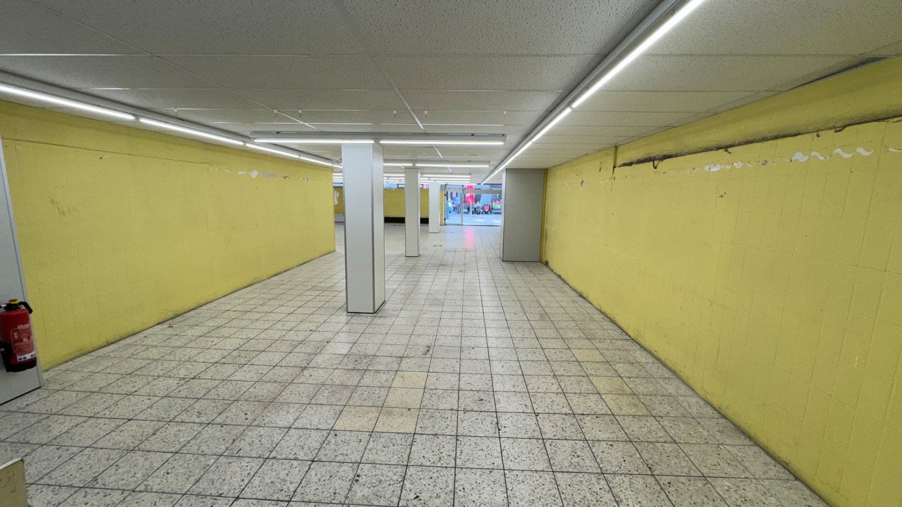 non-residential property to rent, 287 m², Ehrenfeld Stadtbezirk 4, Bergisch Gladbach, North Rhine-Westphalia non-residential property to rent, 287 m², Ehrenfeld Stadtbezirk 4, Bergisch Gladbach, North Rhine-Westphalia