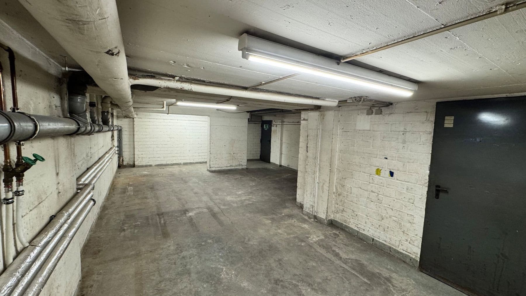 non-residential property to rent, 287 m², Ehrenfeld Stadtbezirk 4, Bergisch Gladbach, North Rhine-Westphalia non-residential property to rent, 287 m², Ehrenfeld Stadtbezirk 4, Bergisch Gladbach, North Rhine-Westphalia