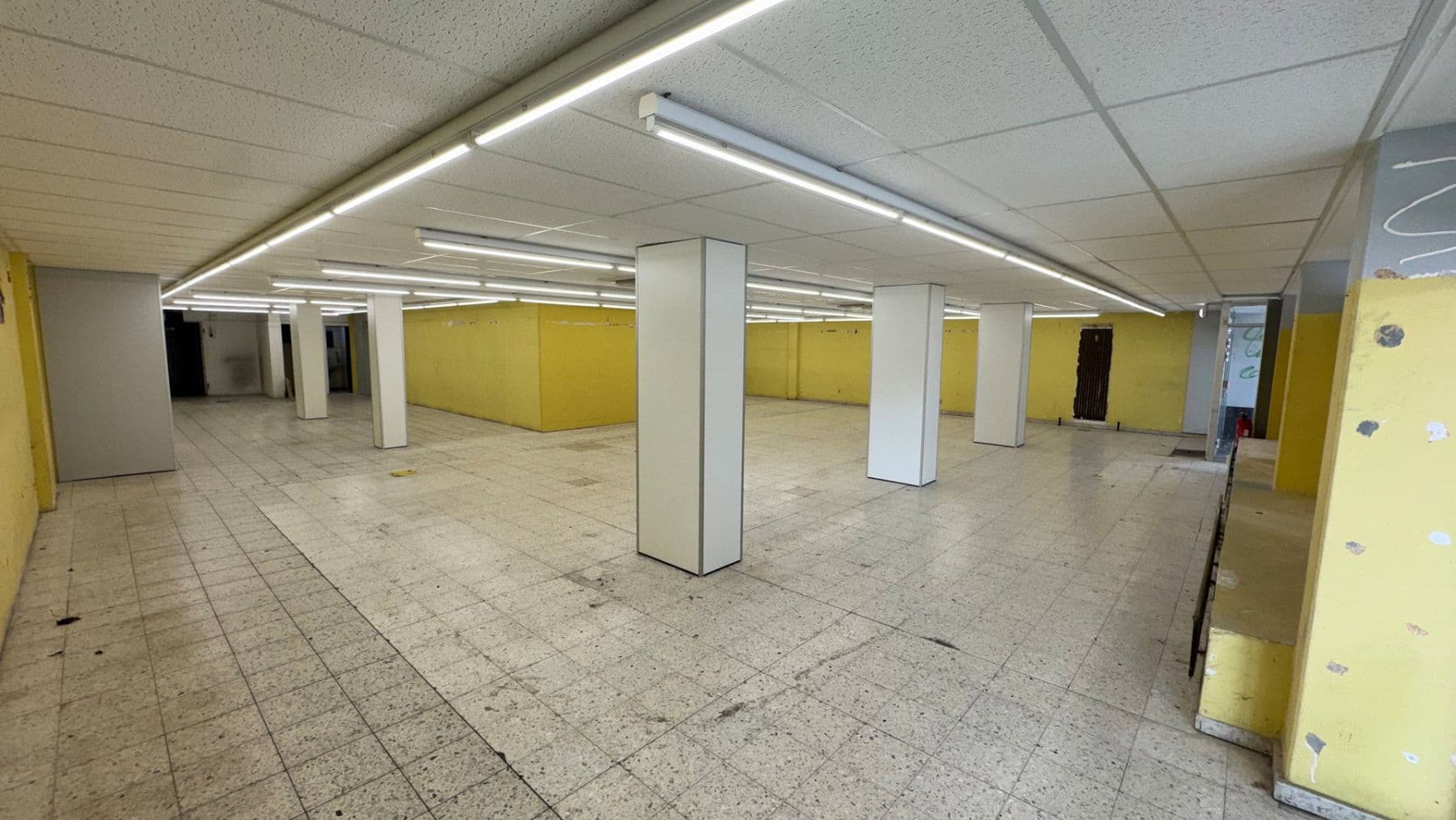 non-residential property to rent, 287 m², Ehrenfeld Stadtbezirk 4, Bergisch Gladbach, North Rhine-Westphalia non-residential property to rent, 287 m², Ehrenfeld Stadtbezirk 4, Bergisch Gladbach, North Rhine-Westphalia