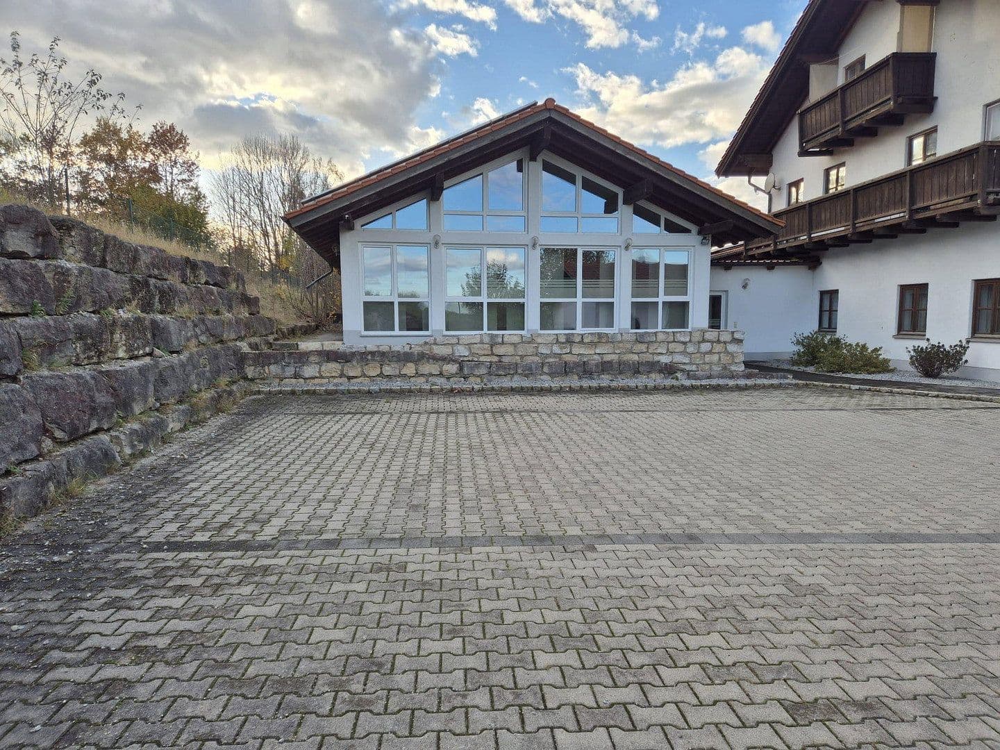 office to rent, 150 m², Schwindegg, Bavaria office to rent, 150 m², Schwindegg, Bavaria