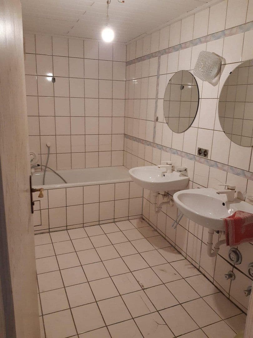 house for sale, 178 m², Feuchtstraße 2, Frickenhausen, Baden-Württemberg house for sale, 178 m², Feuchtstraße 2, Frickenhausen, Baden-Württemberg