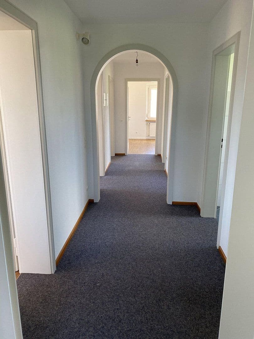 2 bedroom with open-plan kitchen flat to rent, 98 m², Trossingen, Baden-Württemberg 2 bedroom with open-plan kitchen flat to rent, 98 m², Trossingen, Baden-Württemberg