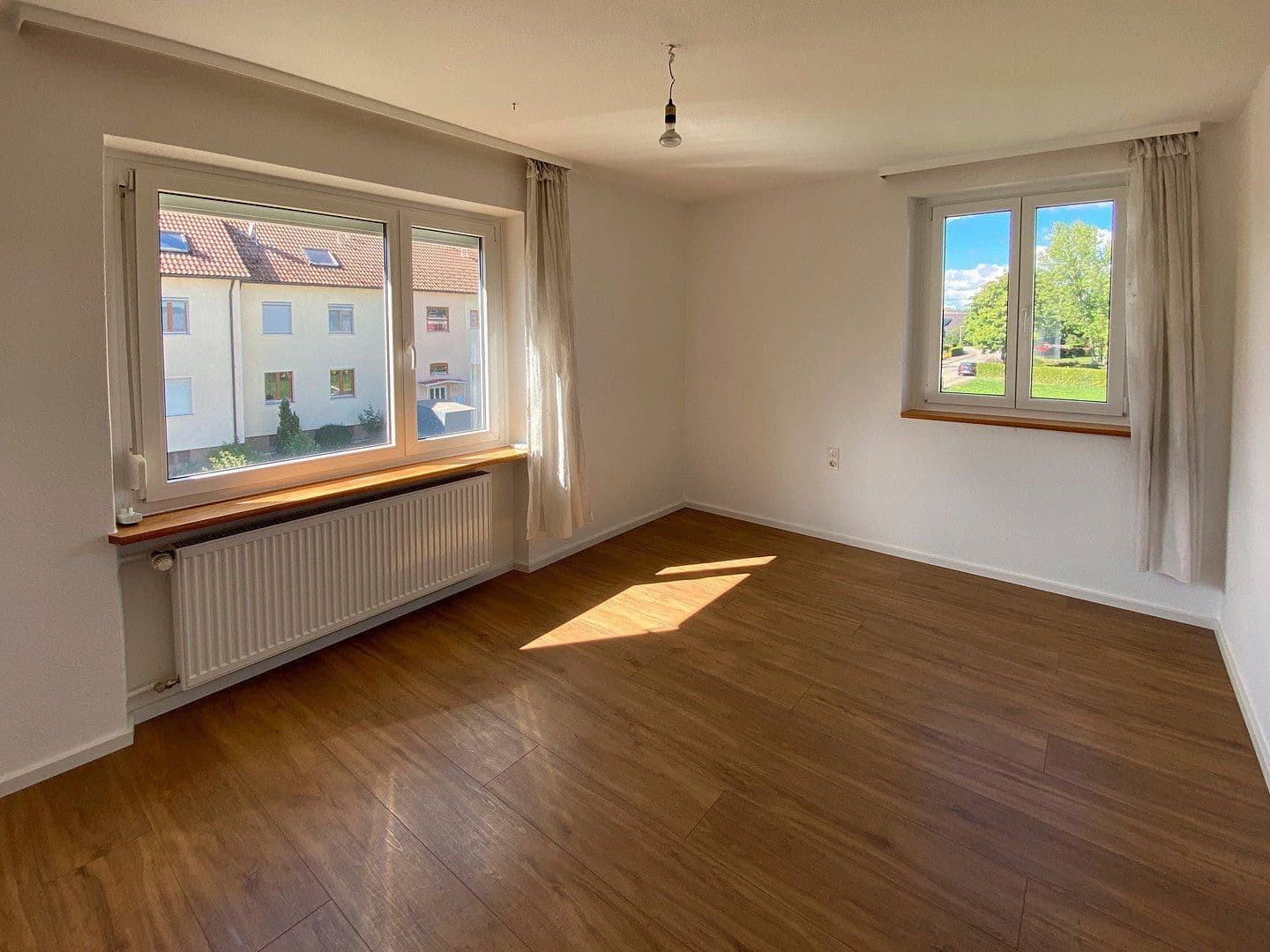 2 bedroom with open-plan kitchen flat to rent, 98 m², Trossingen, Baden-Württemberg 2 bedroom with open-plan kitchen flat to rent, 98 m², Trossingen, Baden-Württemberg
