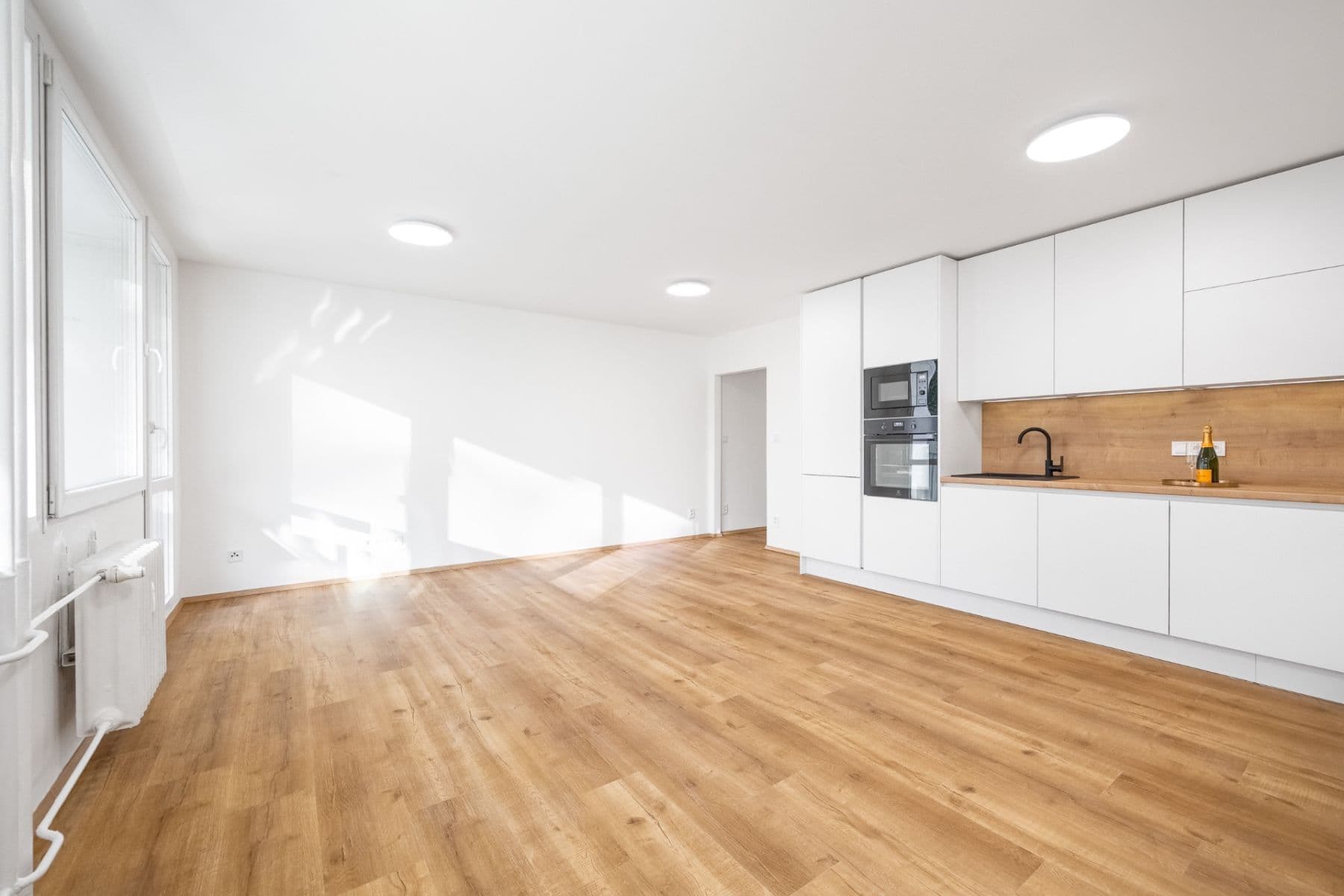 2 bedroom with open-plan kitchen flat for sale, 74 m², Žandovská, Prague, Prague 2 bedroom with open-plan kitchen flat for sale, 74 m², Žandovská, Prague, Prague