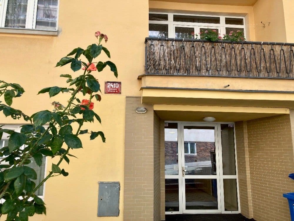 non-residential property to rent, 60 m², Na Hlídce, Prague, Prague non-residential property to rent, 60 m², Na Hlídce, Prague, Prague