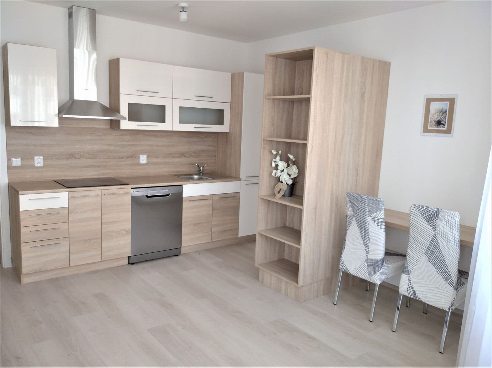 1 bedroom with open-plan kitchen flat to rent, 43 m², Eduarda Hamburgera, Olomouc, Olomoucký Region 1 bedroom with open-plan kitchen flat to rent, 43 m², Eduarda Hamburgera, Olomouc, Olomoucký Region