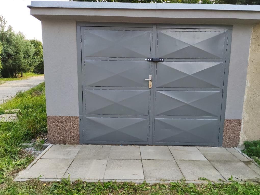 garage for sale, 23 m², Benešov, Středočeský Region garage for sale, 23 m², Benešov, Středočeský Region