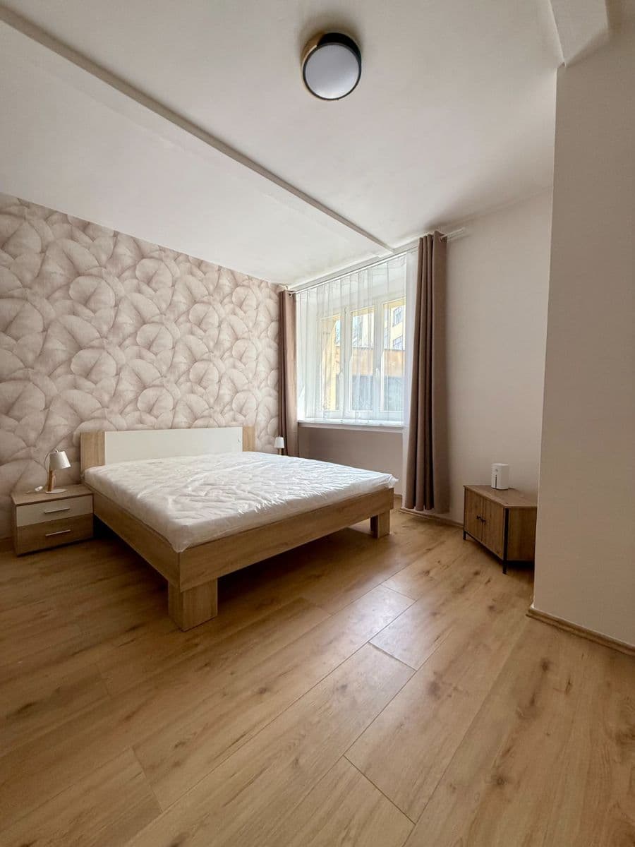 Studio flat to rent, 31 m², Petra Rezka, Prague, Prague Studio flat to rent, 31 m², Petra Rezka, Prague, Prague
