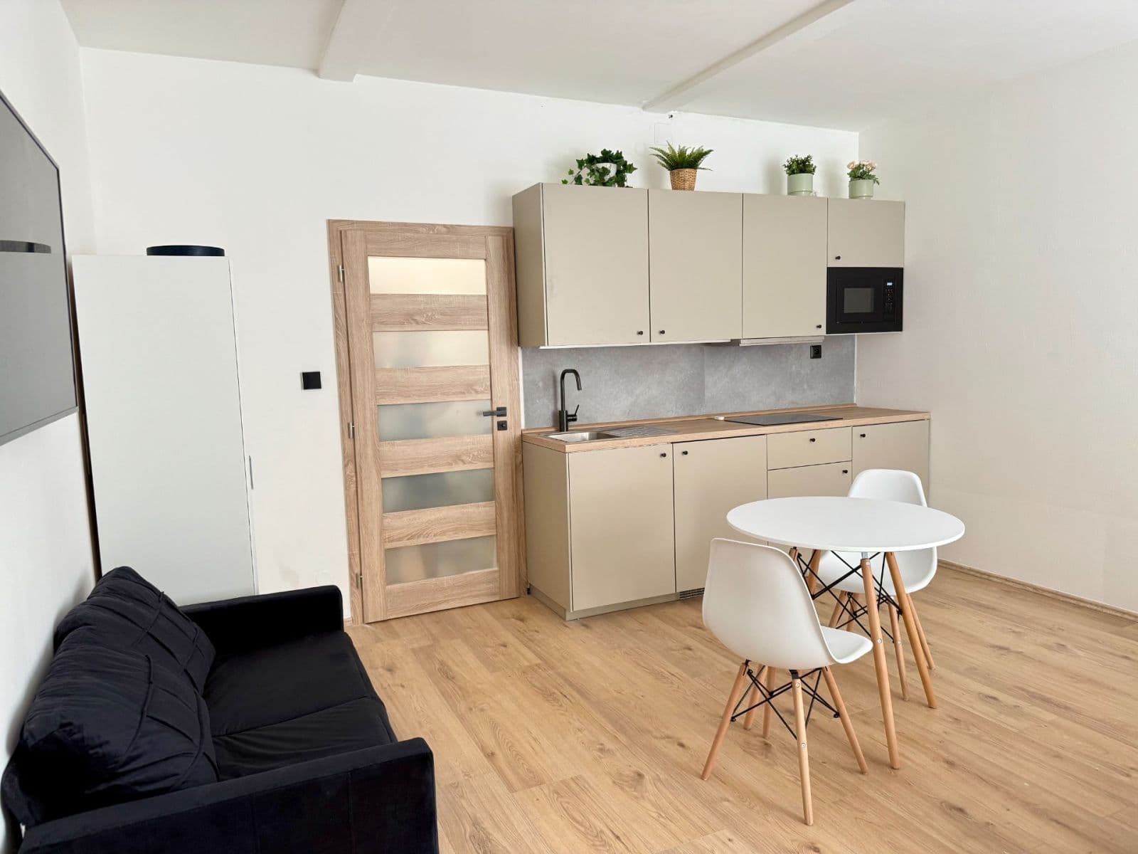Studio flat to rent, 31 m², Petra Rezka, Prague, Prague Studio flat to rent, 31 m², Petra Rezka, Prague, Prague