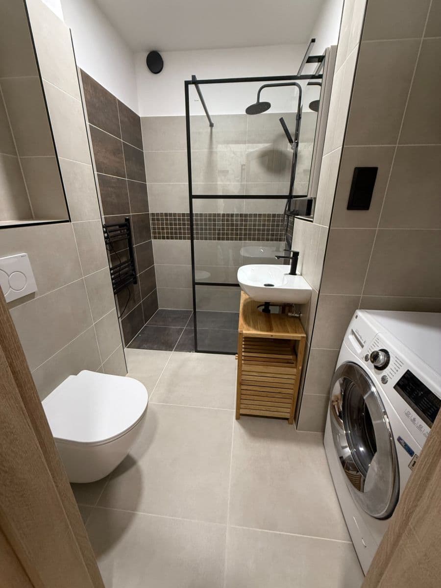 Studio flat to rent, 31 m², Petra Rezka, Prague, Prague Studio flat to rent, 31 m², Petra Rezka, Prague, Prague