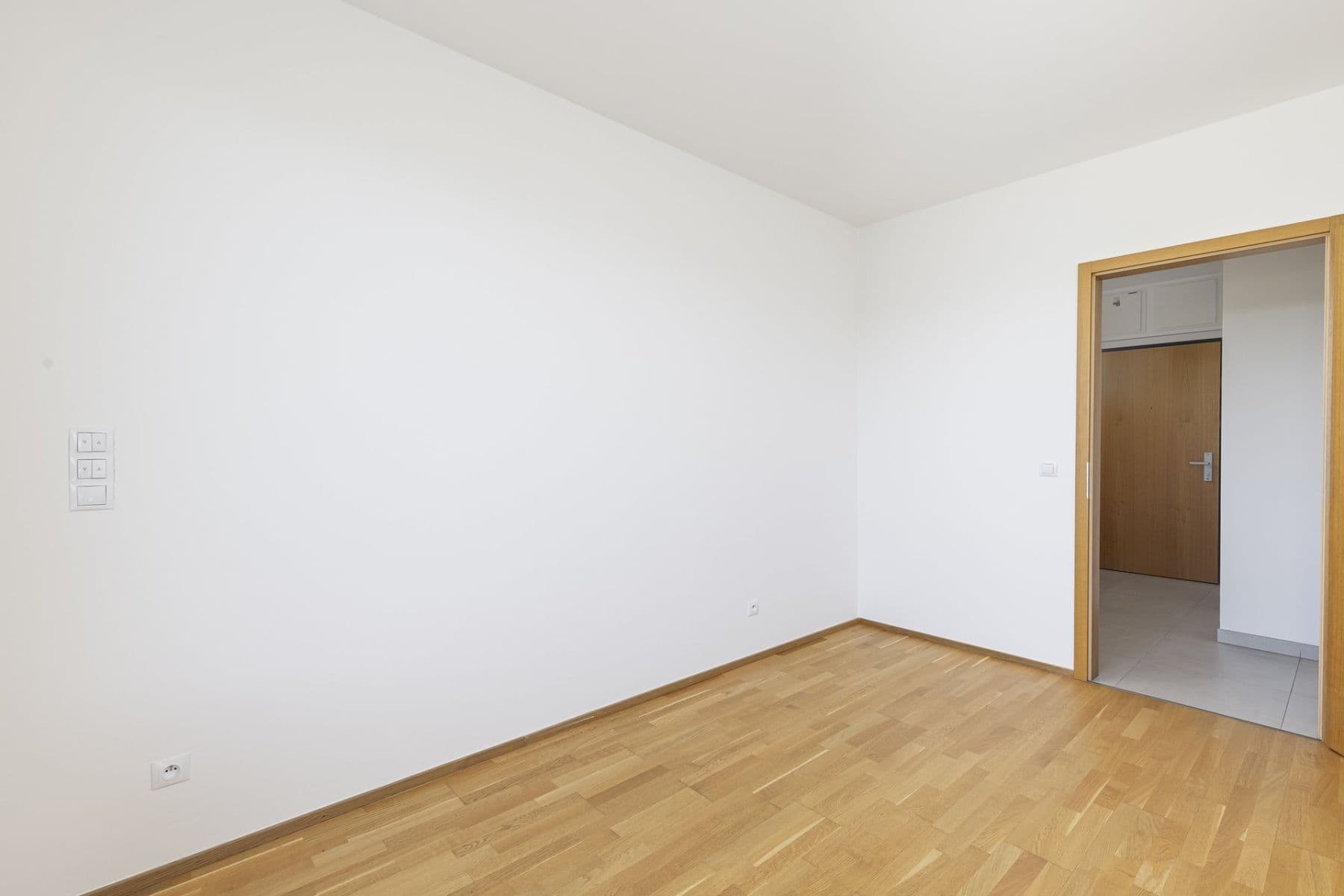 1 bedroom with open-plan kitchen flat to rent, 52 m², Argentinská, Prague, Prague 1 bedroom with open-plan kitchen flat to rent, 52 m², Argentinská, Prague, Prague