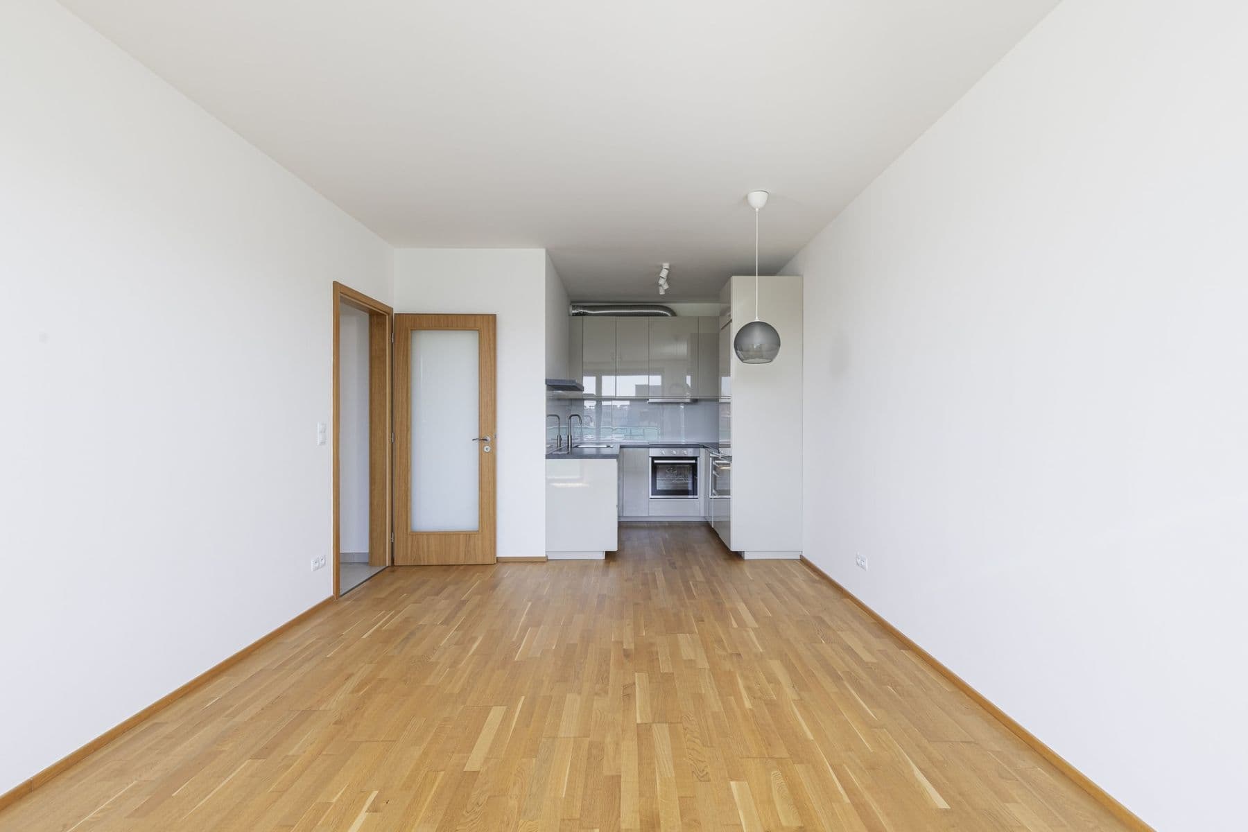 1 bedroom with open-plan kitchen flat to rent, 52 m², Argentinská, Prague, Prague 1 bedroom with open-plan kitchen flat to rent, 52 m², Argentinská, Prague, Prague