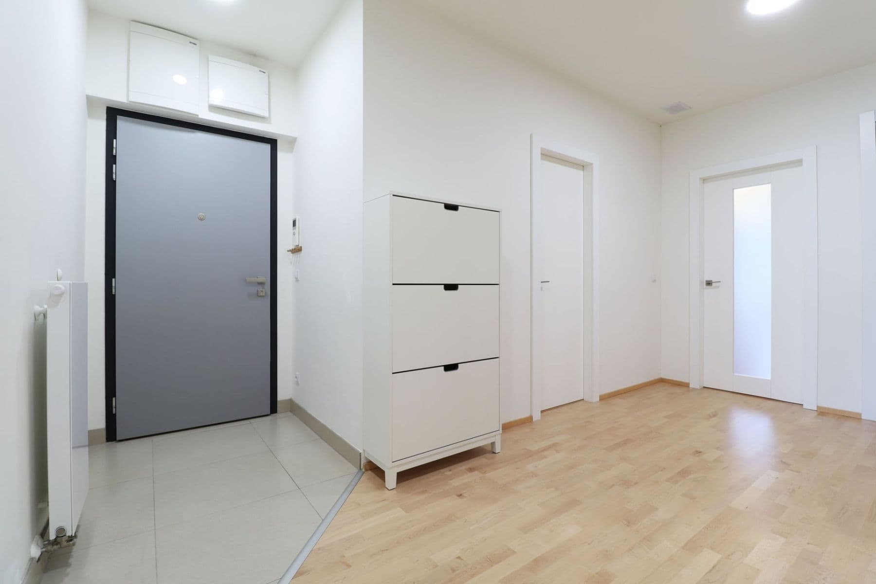 3 bedroom with open-plan kitchen flat to rent, 123 m², Nikoly Tesly, Prague, Prague 3 bedroom with open-plan kitchen flat to rent, 123 m², Nikoly Tesly, Prague, Prague